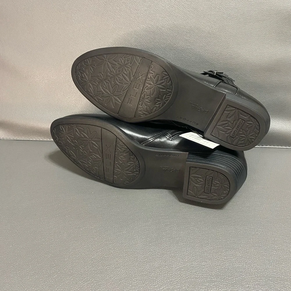 NWT LIFE STRIDE ALEXANDER ANKLE BOOTIE - Picture 3 of 3